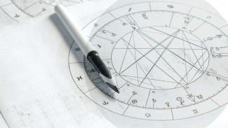 Ramalan Zodiak 8 Mei 2024: Keseimbangan dan Refleksi