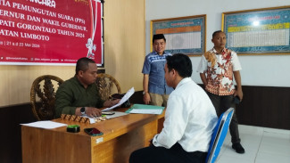 Pantau Tes Wawancara Calon PPS Pilkada 2024, Ini Harapan Ketua KPU Kabupaten Gorontalo