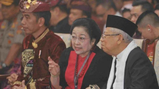Jokowi dan Megawati di Kongres PDIP, Bali