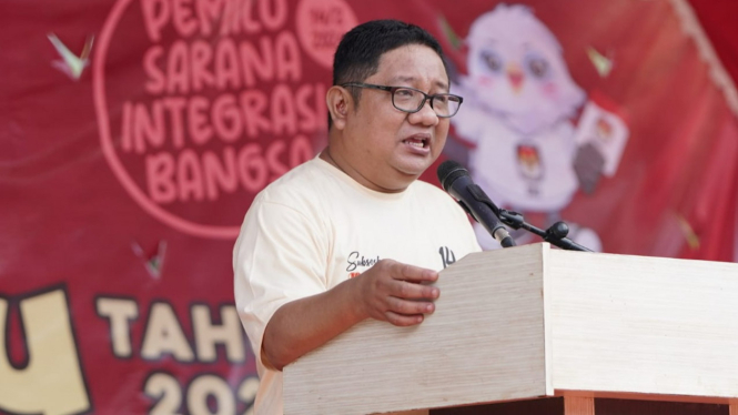 Ketua KPU Gorontalo, Fadliyanto Koem