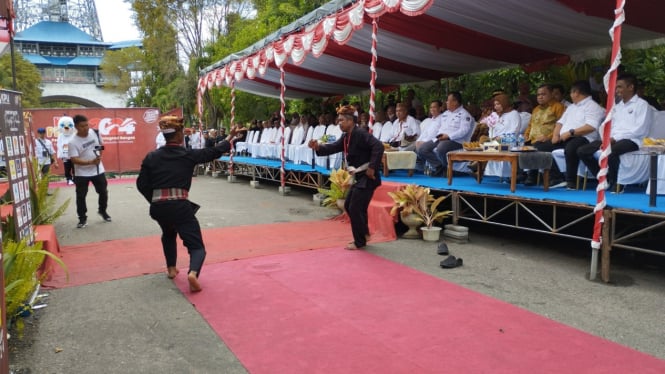 Langga mengawali peluncuran kirab Pemilu 2024 KPU Kabupaten Gorontalo