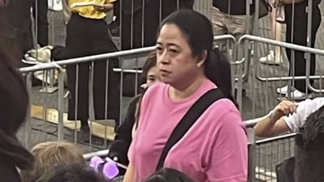 Perempuan mirip Puan Maharani di konser blackpink Singapura