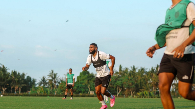 Striker baru Bali United, Jefferson Assis