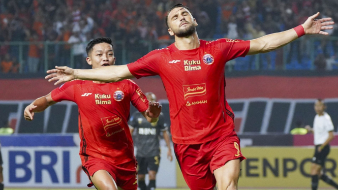 Marco Simic usai cetak gol ke gawang Bhayangkara