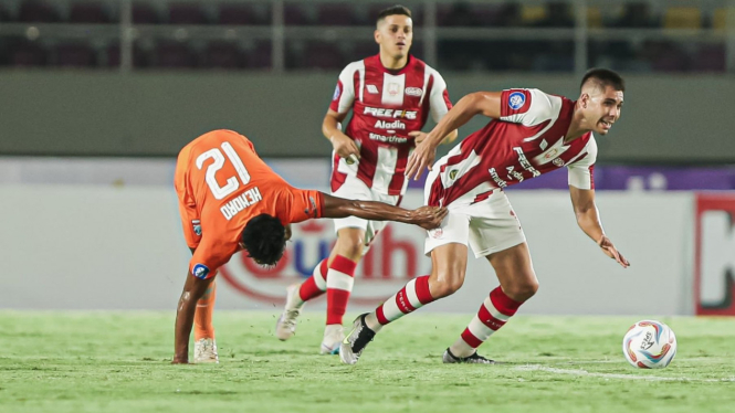 Persis Solo vs Borneo FC