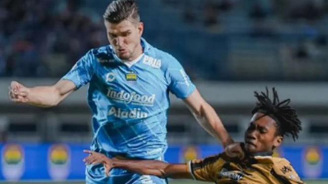 Duel Persib Bandung vs Dewa United putaran pertama