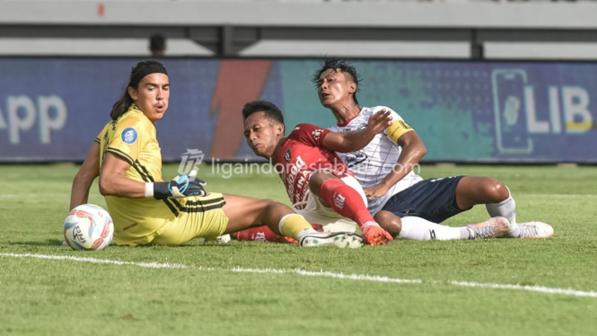 Duel Bali United vs Arema FC