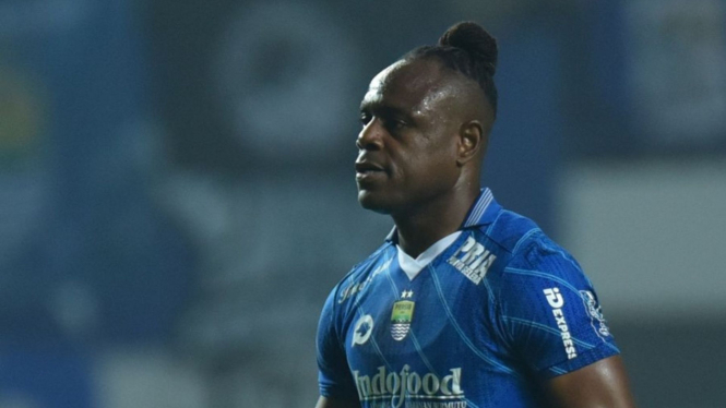 Bek Persib Bandung, Victor Igbonefo