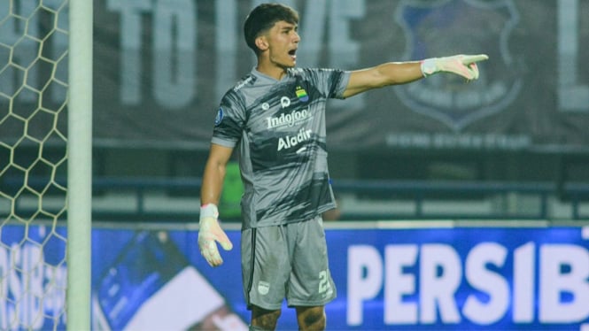 Kiper Persib Bandung, Kevin Ray Mendoza