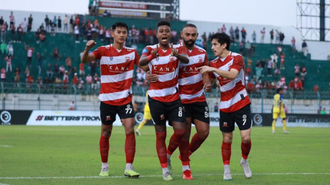 Madura United siap lengserkan PSIS Semarang di posisi 4