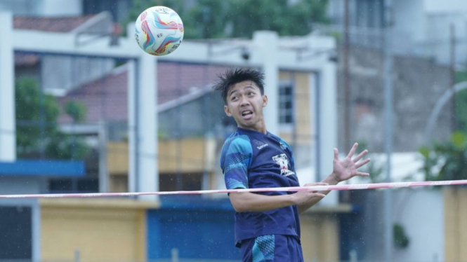 Pemain muda Persib Bandung, Muhamad Adzikry Fadillah