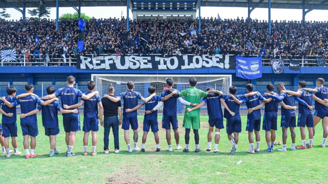 Dukungan Bobotoh untuk Persib Bandung