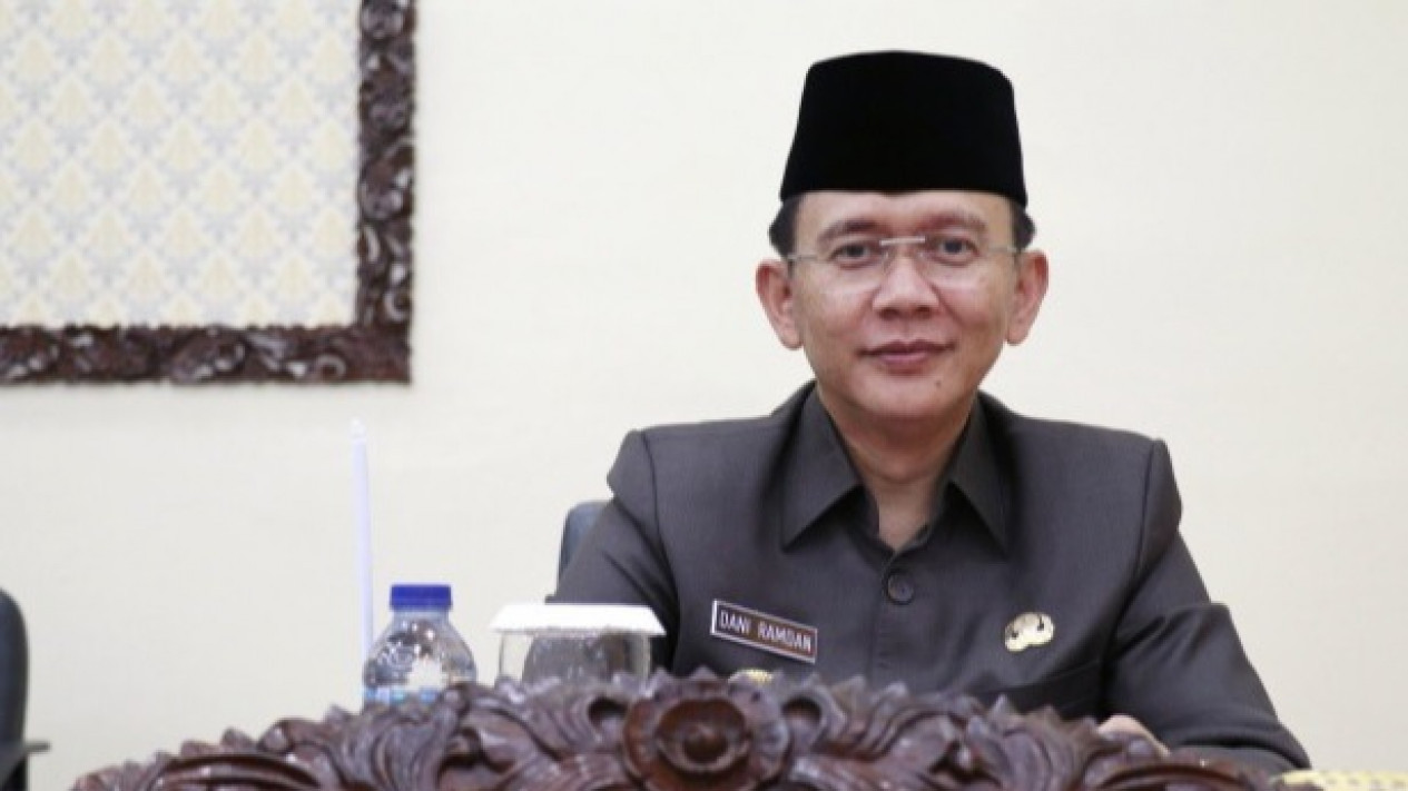 Foto Fraksi PDIP Ungkap Alasan Tolak Jabatan Dani Ramdan Jadi PJ Bupati ...