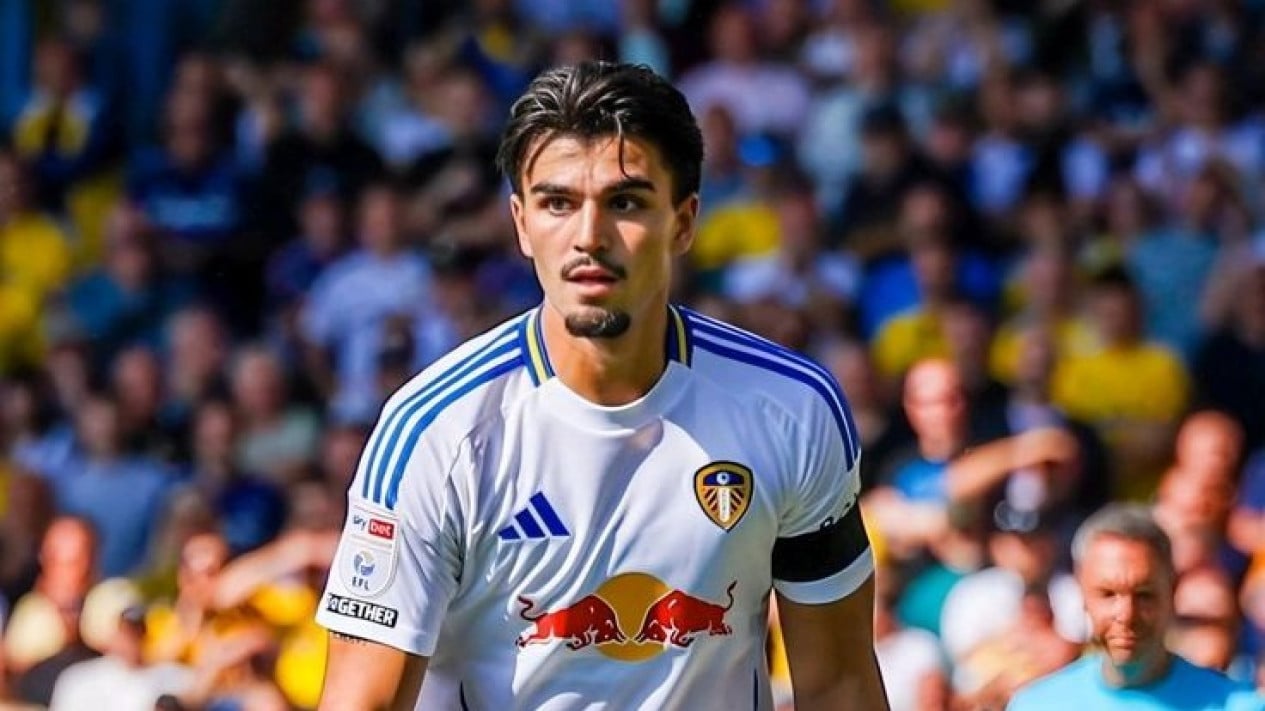 Pascal Struijk Kepergok Bertemu Patrick Kluivert, Naturalisasi Pemain Leeds  United Hampir Terwujud?