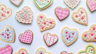 Ternyata Ini Alasannya Cokelat Jadi Simbol Hari Valentine