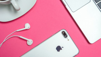 Tak hanya Cokelat dan Bunga, Aksesoris Gadget Bisa Buat Kado Valentine