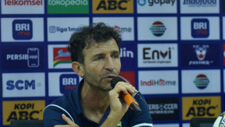 Ramai Isu Retak dengan Pemain, Luis Milla Pastikan Persib Bandung Baik-baik Saja
