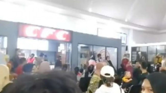 Menegangkan, Detik-detik Bocah 18 Bulan Hilang saat Ramai Mudik di Stasiun Pasar Turi