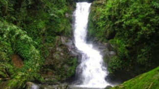 Air Terjun Ini bisa Bikin Enteng Jodoh, Cek Lokasinya!