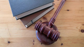 Pria 41 Tahun Gugat Orang Tuanya Agar Dinafkahi Seumur Hidup
