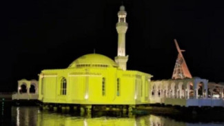Sudah Tahu Masjid Dibangun di Atas Air? Yuk Simak, Jeddah Punya Destinasi Religi