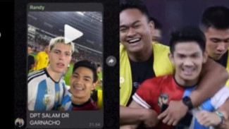 Aksi Kocak Sang Pitch Invader di Laga FIFA Matchday Antara Indonesia vs Argentina