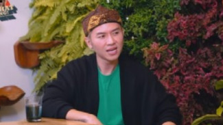 Kontroversi ! Rafael Tan Jalani Ibadah 3 Agama: Gue Happy Gitu