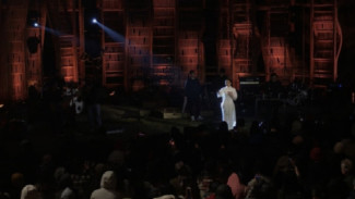 Yuni Yunita Ajak Penonton Lakukan Hal Ini Saat Konser