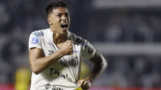Marcos Leonardo Beri Sinyal Usai Follow Akun Instagram AS Roma