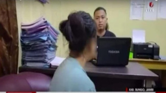 Ibu Tiri di Jambi Diamankan Kepolisian, Diduga Aniaya Anak Pakai Setrika