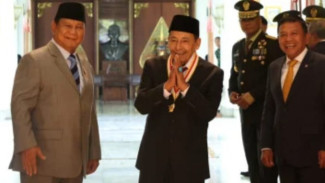 Berkat Mengutamakan Kebhinekaan, Habib Luthfi Terima Penghargaan dari Prabowo
