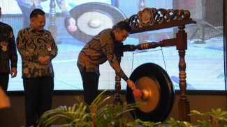 Bey Machmudin Buka Rakernas ADPSI dan ASDEPSI