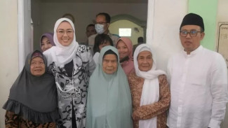 Lepas Status Janda, Mantan Bupati Purwakarta Anne Ratna Mustika Menikah dengan Pria Ini