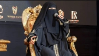 Kerap Diminta Beri Nasehat pada Artis yang Lepas Hijab, Begini Jawaban Umi Pipik