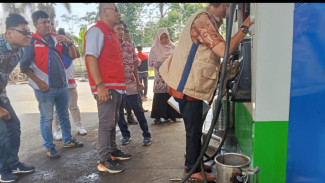 Pastikan Pasokan Aman Jelang Arus Mudik, Tim Gabungan Sidak 3 SPBU di Subang