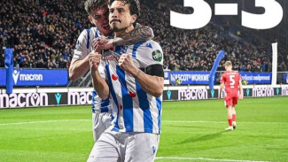 Thom Haye Ungkap Cerita Masa Lalu Saat Dilatih Alex Pastoor di AZ Alkmaar