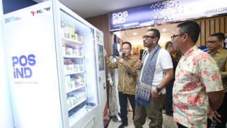 Vending Machine Corner PosIND Strategi Ekspansi UMKM di BUMN