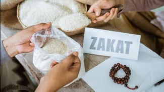 Diwajibkan Bagi yang Mampu, Ini Dia Manfaat Zakat Bagi Perkonomian Negara