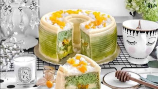 Makanan yang Gen Z Rela Antre! Buat Es Campur Cake Sensasi Manis dan lembut Jadi Satu