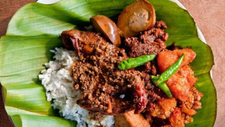 Nikmatnya Gudeg Yogyakarta Buatan Sendiri, Manis Legit Bikin Nagih Terus!