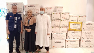 Jemaah Haji Indonesia Bisa Kirim Oleh-oleh Ada 81 Petugas di Tanah Suci Siap Bantu, Berikut Panduan Lengkapnya