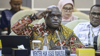 Kebijakan KDM Dibela Menteri HAM, Tanggapan Natalius Pigai Soal Kebijakan Siswa Dikirim ke Barak Militer