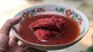 Aman Dikonsumsi, Resep Halal Sop Ayam Angkak Makanan Khas China Berkhasiat
