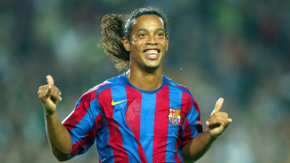 Ronaldinho Girang Barcelona 'Bantai' Real Madrid Musim Ini