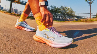 5 Rekomendasi Sepatu Running yang Cocok untuk Kaki Lebar