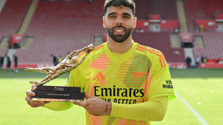 Meski Arsenal Gagal Juara, David Raya Jadi Kiper Terbaik Liga Inggris