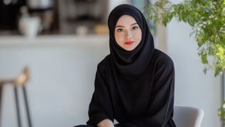 Hijab 2025 Bukan Sekadar Gaya! Ini 5 Tren Nyaman dan Praktis