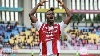 Striker Asing Bertebaran di Persib Bandung, Moussa Sidibé Paling Menggoda!
