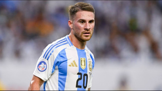 Bintang Liverpool Alexis Mac Allister Beri Restu Sepupunya Gabung Persib Bandung