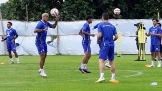 Persib Bandung Gelar TC di Thailand, Bojan Hodak Ingin Bentuk Tim Super Solid